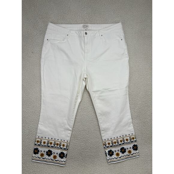 Driftwood Colette Floral Embroidered Cropped Straight Jeans White Plus Size 22 W - Picture 2 of 8